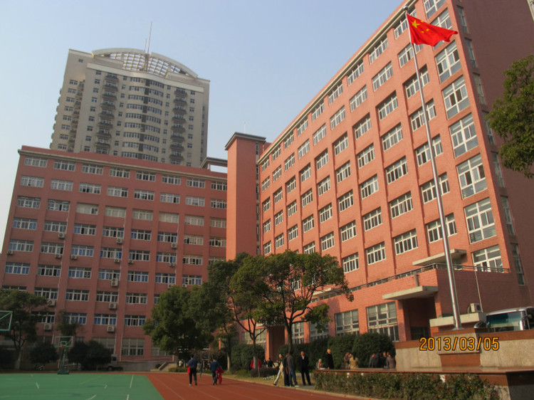 上海市华东师大附属外国语实验学校